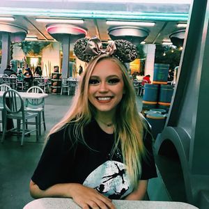 Meet your Posher, Amanda